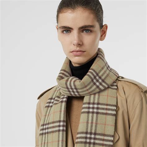 burberry check classic icon cashmere scarf|burberry scarf 50 cashmere wool.